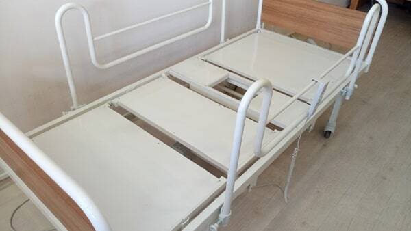 2 Motorlu Lazımlıklı Hasta Yatağı ES-151/T - 2