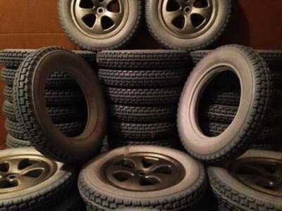 Akülü Sandalye Ön Tekeri 200x50 - Gold (1)