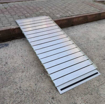 ramP RRAT Rulo Rampa Akülü Sandalye Rampası - Gold (1)